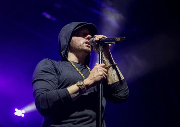 Эминем выпустил альбом-сюрприз