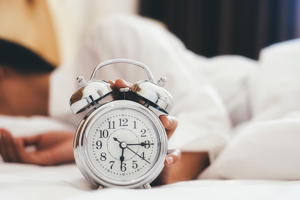 Как быстро разбудить организм, если вы проспали