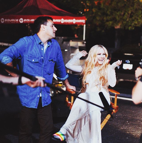 Аврил Лавин возвращается на сцену после тяжелой болезни