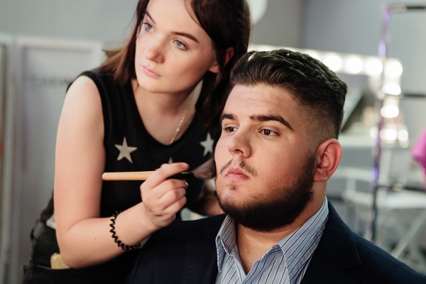 Участницей "Модель XL" стала девушка с 13-м размером груди