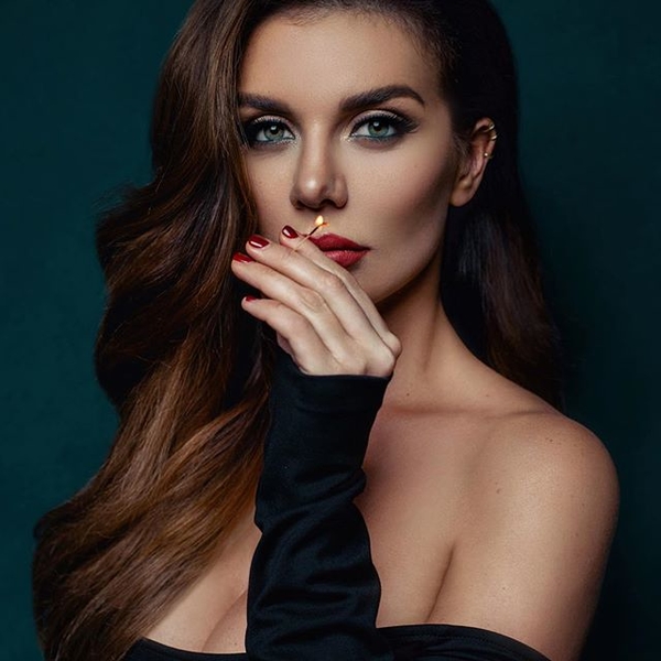 "Реву уже час": Анна Седакова рассказала о своем худшем концерте