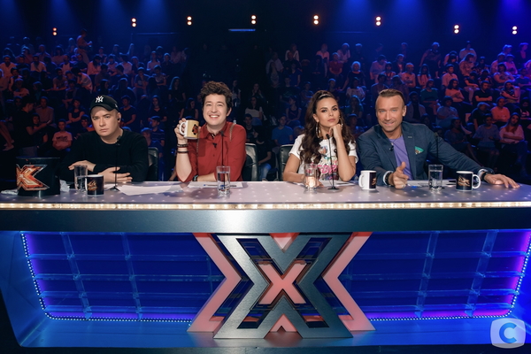 Нина Матвиенко заинтриговала появлением в "Х-Факторе"