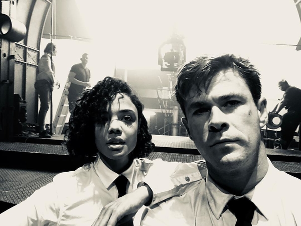 Тесса Томпсон поделилась кадром из новых "Людей в черном"