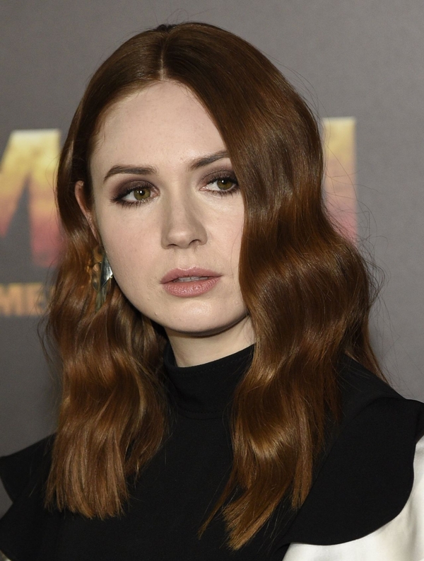 На примере звезд: подбираем идеальный оттенок рыжего