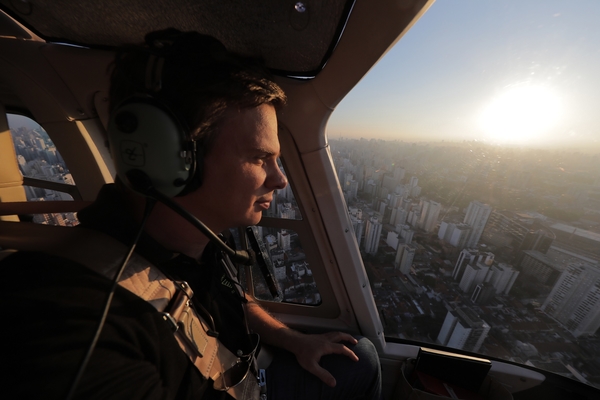 "Смогли отдохнуть только по дороге домой": Дмитрий Комаров поделился впечатлениями с поездки в Бразилию