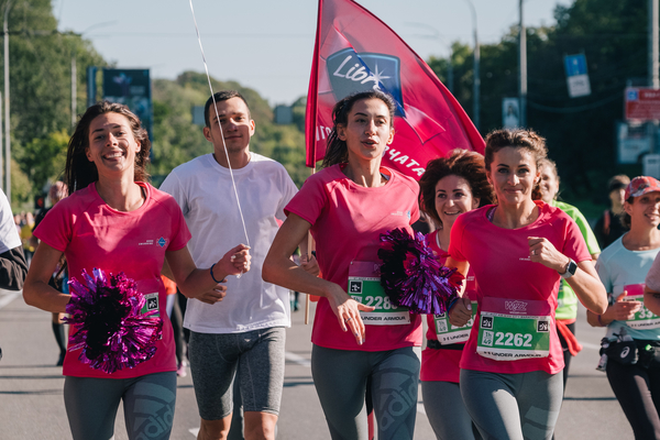 Общая победа «Бігових Супердівчат Libresse»: полумарафон в стиле главных мотиваторов
