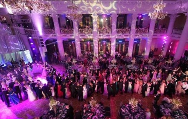 Венский бал во Львове: огненное шоу, съедобные картины, фокстрот и танго