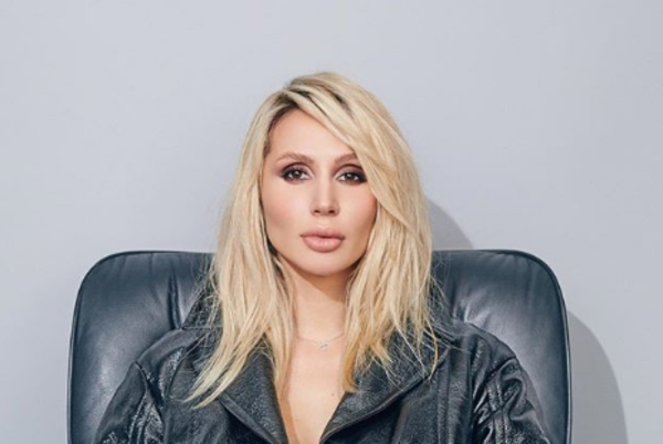 Светлана Лобода показала подарок от Тилля Линдеманна