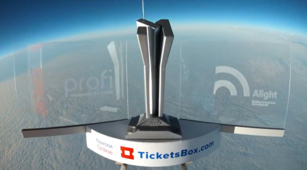 Статуэтка M1 Music Awards сенсационно вернулась на Землю из космоса