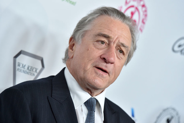 Спустя 20 лет брака: Роберт Де Ниро разводится с женой