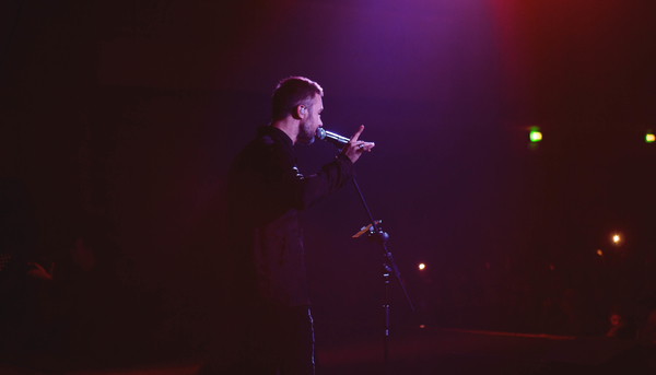 "Музасфера" LIVE: 5 причин посетить концерт Сергея Бабкина