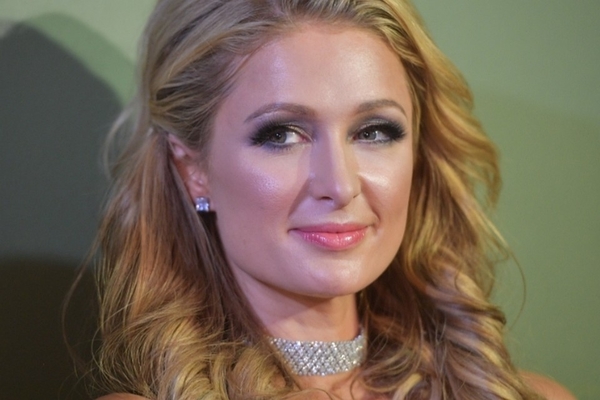 Пэрис Хилтон объяснила, почему отменила свадьбу с Крисом Зилкой