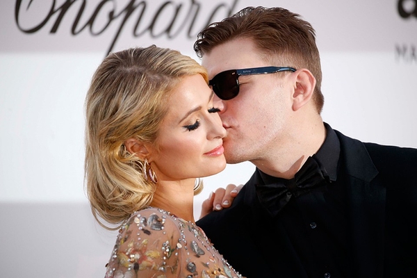 Пэрис Хилтон объяснила, почему отменила свадьбу с Крисом Зилкой