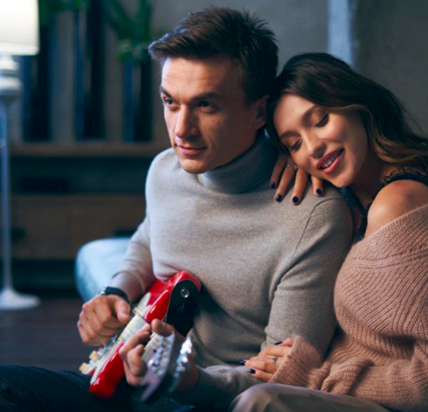 Регина Тодоренко призналась, почему скрывала роман с Владом Топаловым