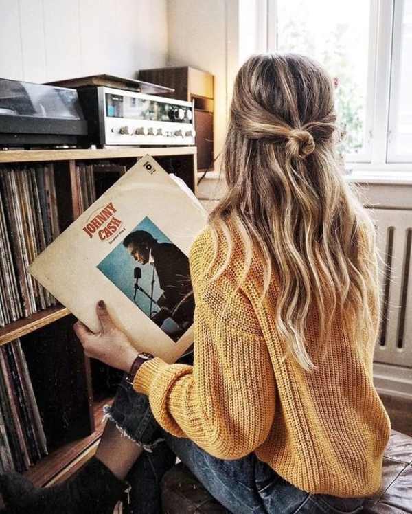 10 модных причесок под шапку на каждый день