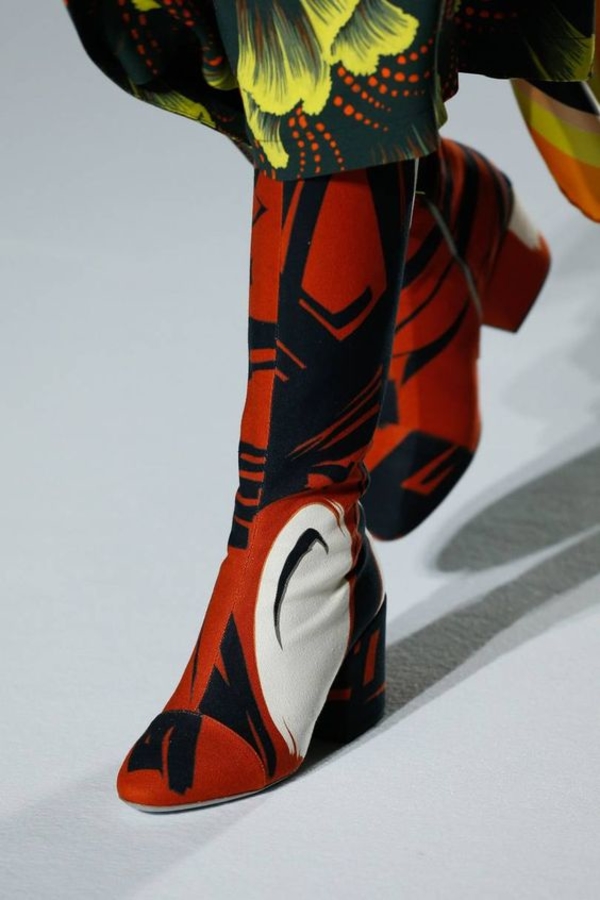 Дизайнеры назвали самую модную обувь зимы-2019