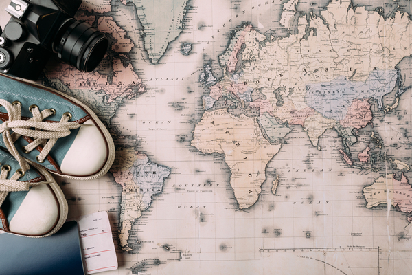 Куда полететь в отпуск зимой: север или юг?