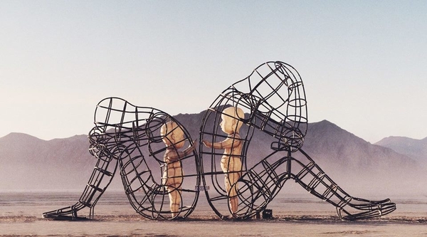 В Одессе установили всемирно известную скульптуру