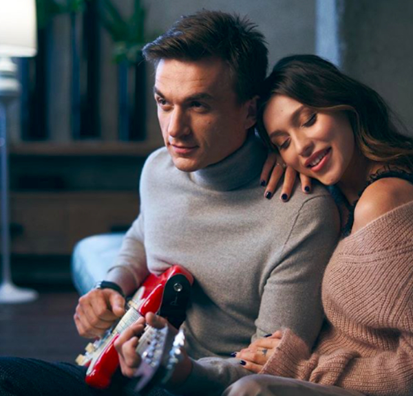 Регина Тодоренко и Влад Топалов показали первое видео с сыном