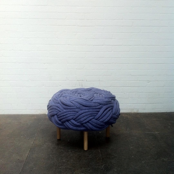 Теплая "одежда" для мебели: ТОП-5 необычных дизайнерских решений