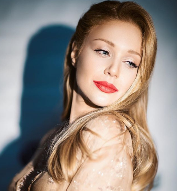 Тина Кароль без макияжа поразила Сеть (фото)