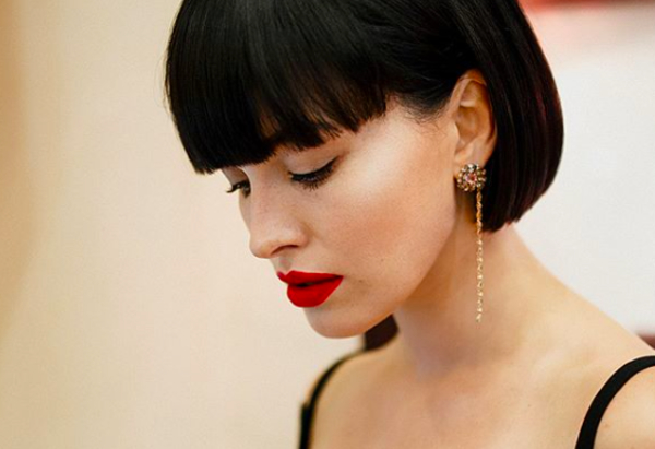 Даша Астафьева презентовала клип "Зима": смотреть видео