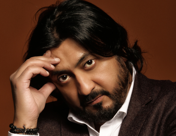 Петя Черный презентовал песню "Ты моя Вселенная": видео