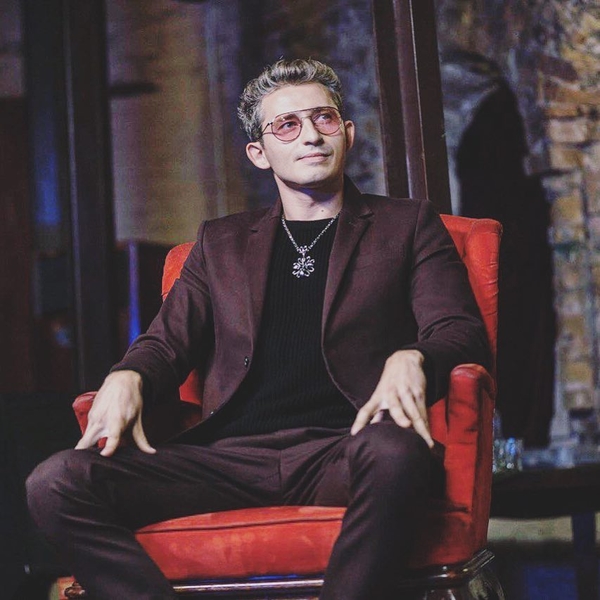 Ведущий тревел-шоу "Орел и Решка" Коля Серга назвал себя геем: видео