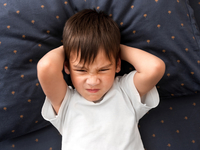 Почему дети страдают бессонницей