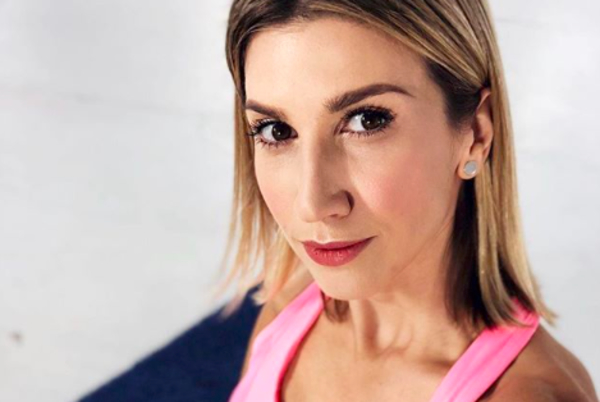 Анита Луценко показала идеальную фигуру в нижнем белье