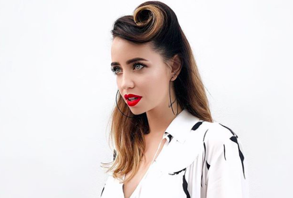 Не узнать: Надя Дорофеева показала, как выглядела в 18 лет