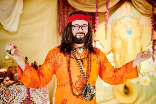 Грудь Астафьевой в кружевах: В Сеть выложили откровенный постер картины "Свингеры"-2