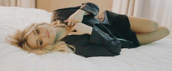 Ирина Федишин презентовала новый клип о Роме Мухе