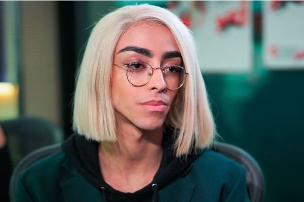 "Евровидение-2019": Францию представит эпатажный андрогин