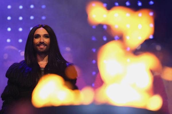 "Евровидение-2019": Францию представит эпатажный андрогин