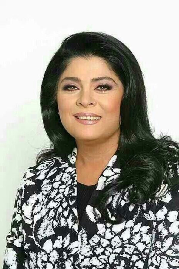 ТОП-10 звезд, которые никогда не делали пластику