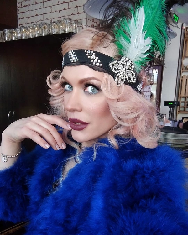 Травести-дива Монро поделилась пикантными снимками и рассказала об одиночестве