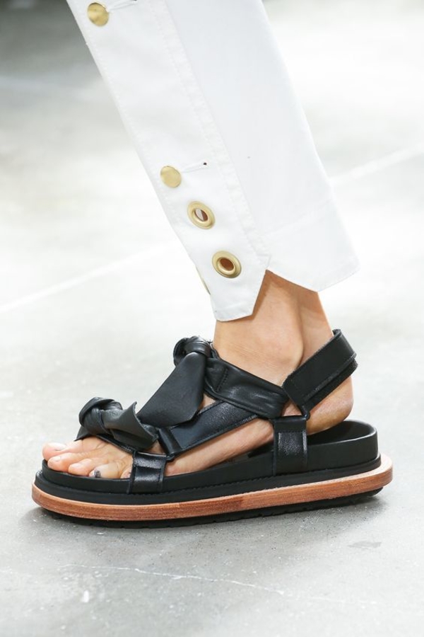 Фото-подборка: Самые горячие тренды обуви грядущей весны