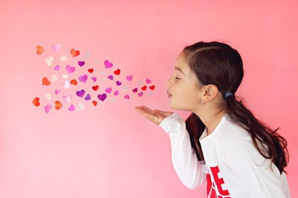 День всех влюбленных: Милые валентинки руками детей