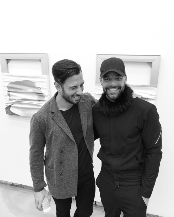 В постели с мужем: Рики Мартин показал романтичное селфи