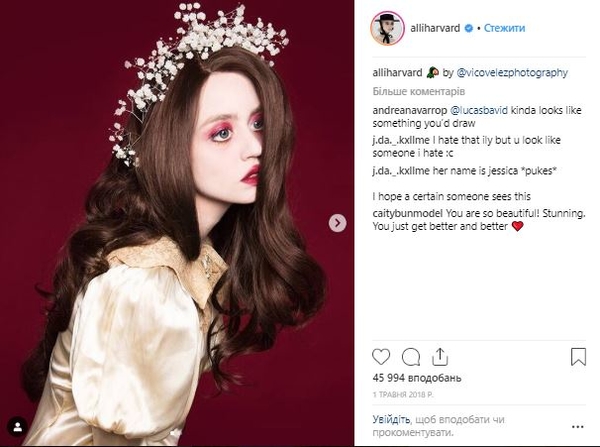 ТОП-10 девушек-блогеров, которые выглядят как куклы