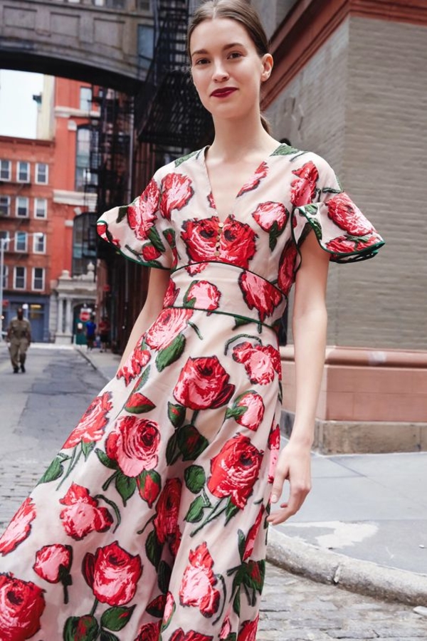 Что надеть на 8 Марта: ТОП-6 стильных образов