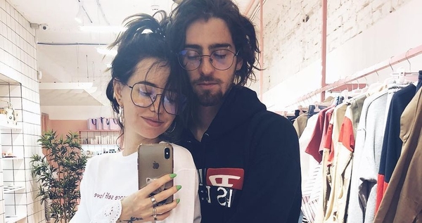 Владимир Дантес показал пикантный снимок с женой