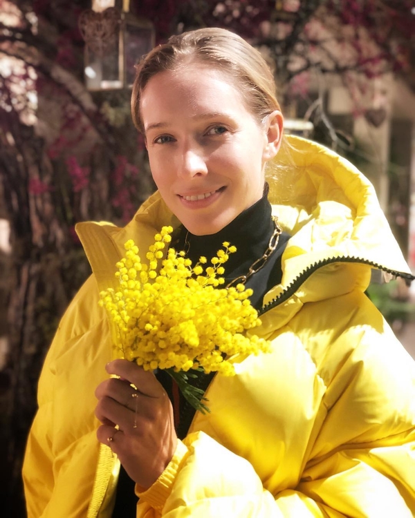 Смелый наряд с рисунком рептилии: Осадчая порадовала модным Look-ом на премьере