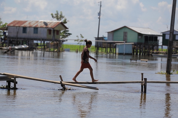 "Мир наизнанку": Дмитрий Комаров и Александр Дмитриев попадут в больницу