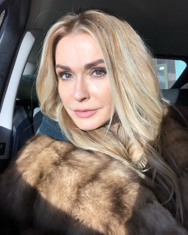 52-летняя Ольга Сумская удивила поклонников цветущим видом