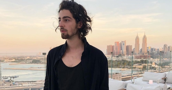 "Хотите чего-то красивенького?": Владимир Дантес похвастался стильным образом