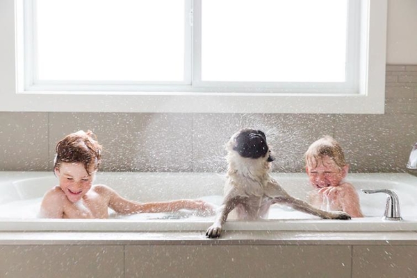 Лучшие друзья: ТОП-25  фото детей с животными