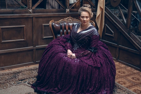 Звезда "Крепостной" рассказала о своей роли и поддержке Сенцова