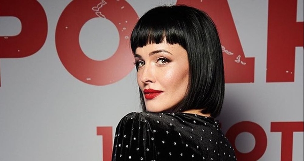 Соблазнительная Даша Астафьева порадовала фанов пикантными снимками